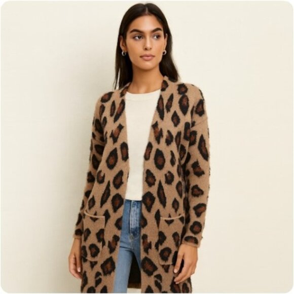 MK Metric Knits Leopard Animal Print Fuzzy Ultra Soft Cardigan Sweater Size L - Picture 1 of 10